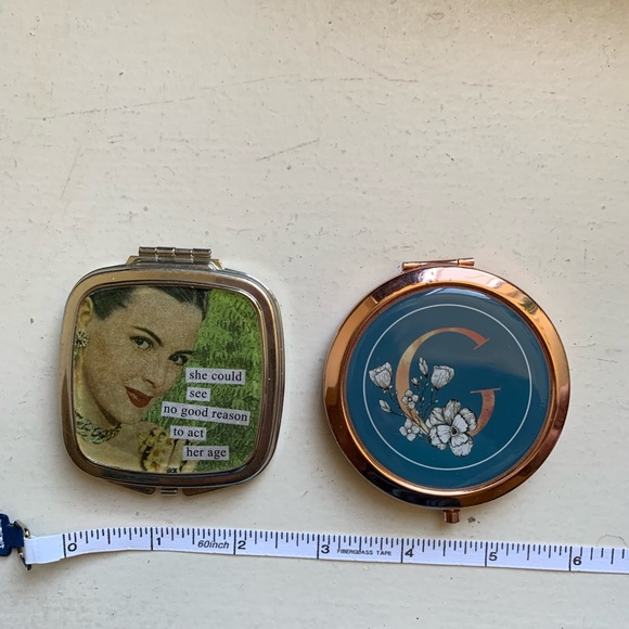 2 Purse Mirrors - Picture 4 of 4